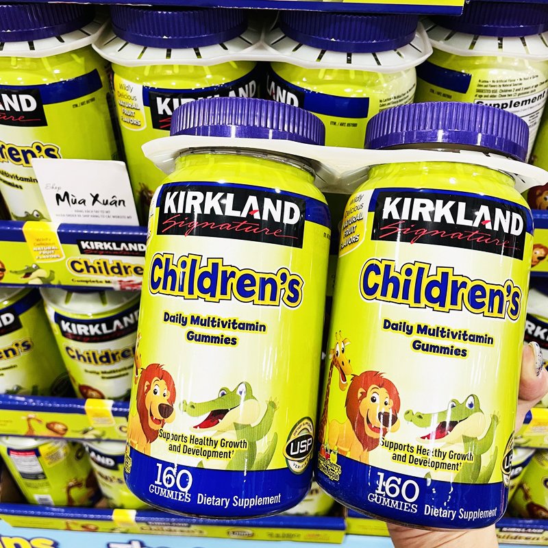 Kirkland Signature Children's Multivitamin, 320 Gummies, 49 OFF