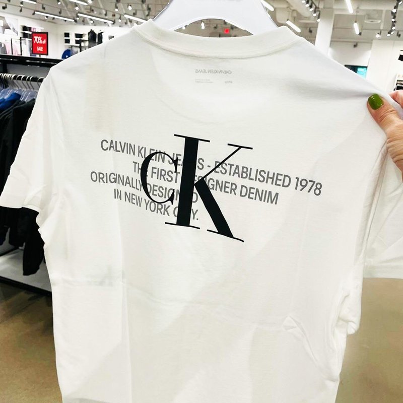 Áo Calvin Klein Jeans Logo T-Shirt - White, Size L - Shop Mùa Xuân