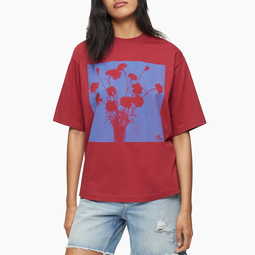 Áo Calvin Klein Flower Vase Graphic T-Shirt - Karanda Red, Size S