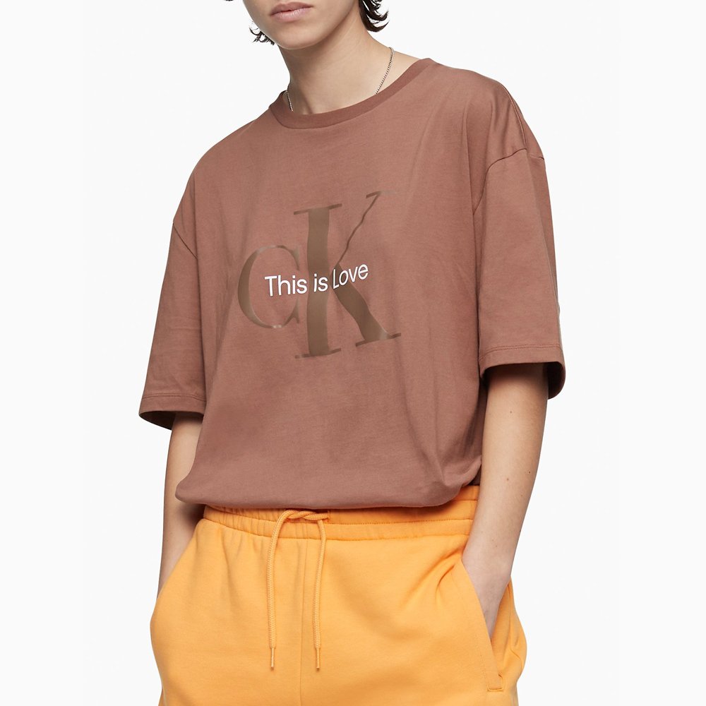 Áo Calvin Klein Pride Relaxed Fit Monogram Logo Crewneck T-Shirt - Aztec, Size XS