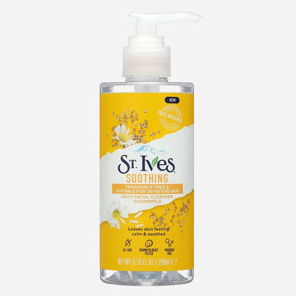 Rửa mặt St.Ives Soothing Daily Facial Cleanser - Chamomile, 200ml