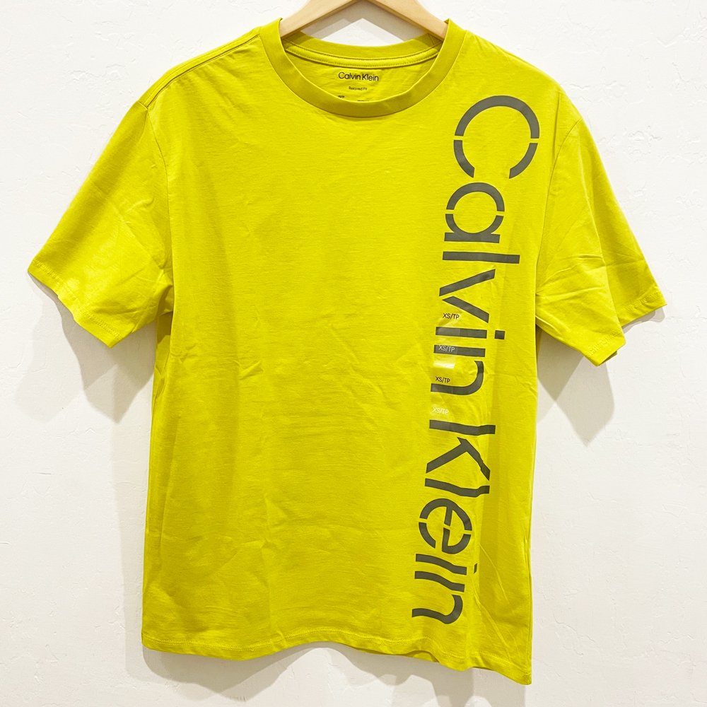 Áo Calvin Klein Khakis Relaxed Fit Stencil Logo Crewneck T-Shirt - Lime, Size XS