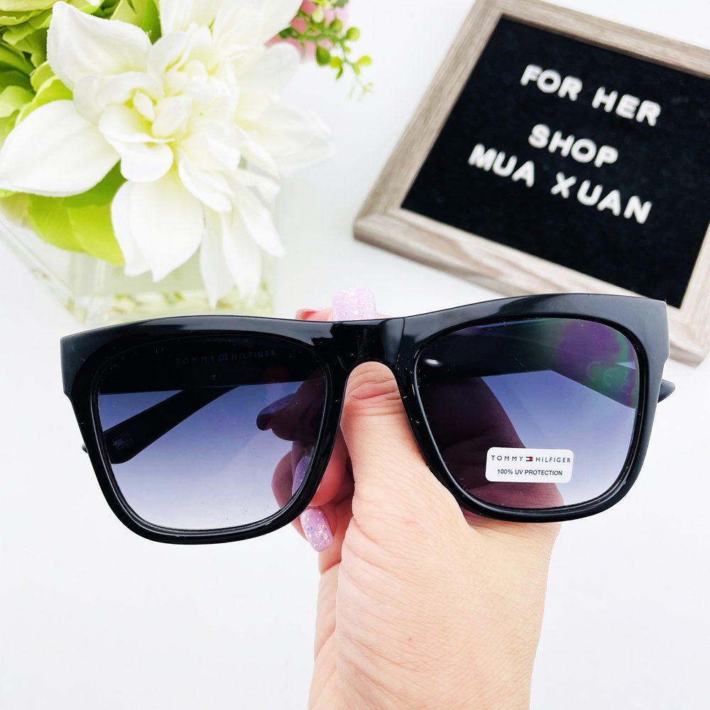 Kính mát Tommy Hilfiger Square - Black