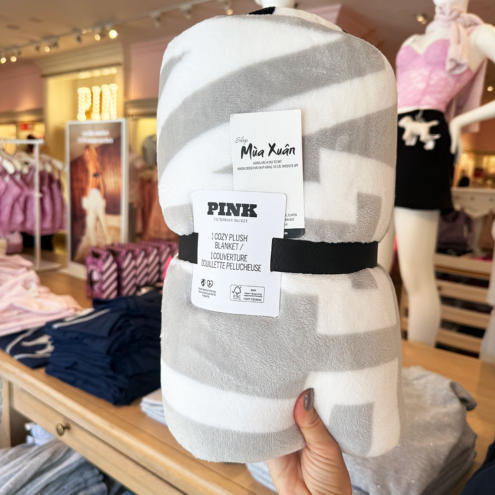 Chăn Victoria's Secret Cozy Plush Blanket, Pink/Grey